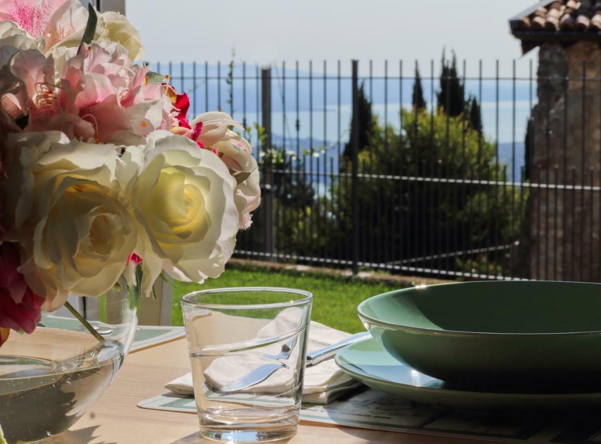 La Cornice Sul Garda - Your Home Villanuova sul clisi المظهر الخارجي الصورة