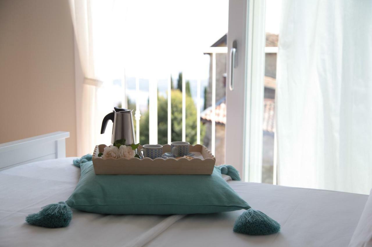 La Cornice Sul Garda - Your Home Villanuova sul clisi المظهر الخارجي الصورة
